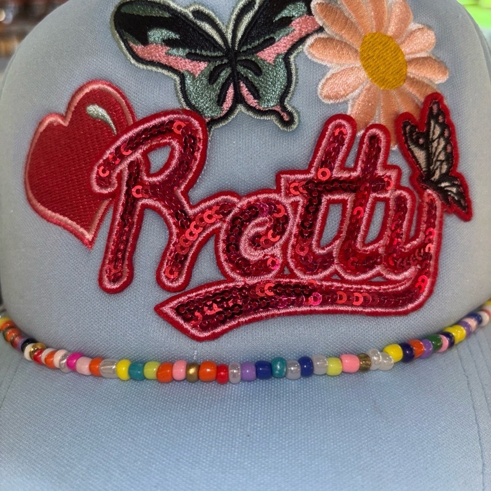 The Spring shop  Beaded Rhinestone Heart Butterfly Daisy Adjustable Cap NWT - Picture 4 of 11
